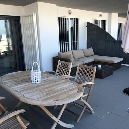 ארנאלס דל סול Luxury Beach Front Apartment מראה חיצוני תמונה