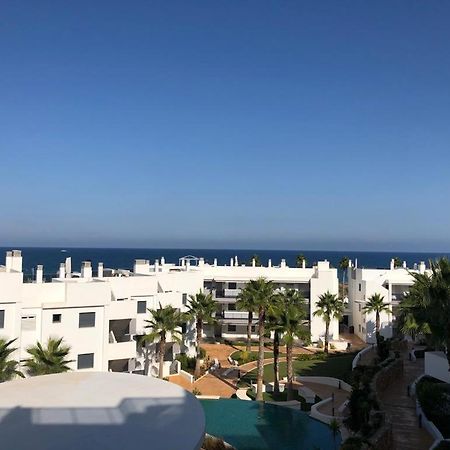 ארנאלס דל סול Luxury Beach Front Apartment מראה חיצוני תמונה