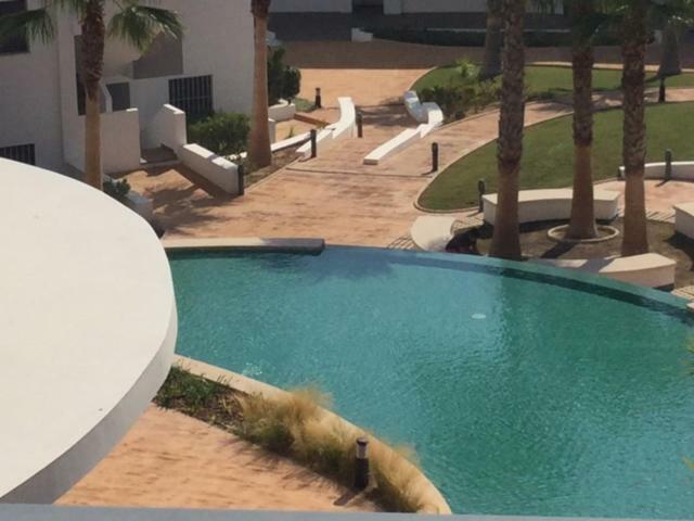 ארנאלס דל סול Luxury Beach Front Apartment מראה חיצוני תמונה