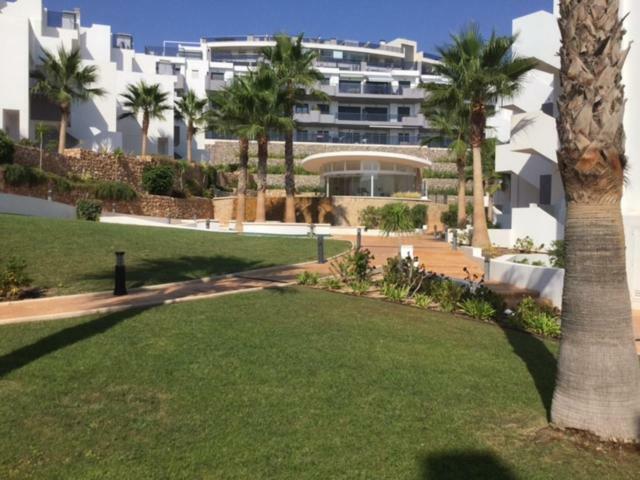 ארנאלס דל סול Luxury Beach Front Apartment מראה חיצוני תמונה