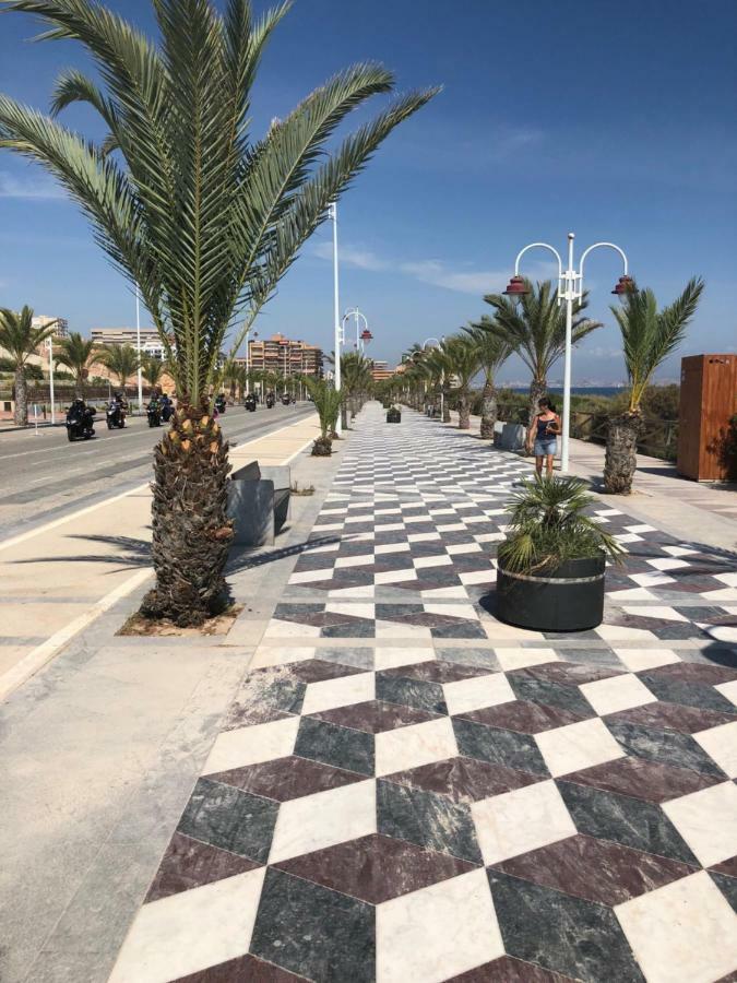 ארנאלס דל סול Luxury Beach Front Apartment מראה חיצוני תמונה